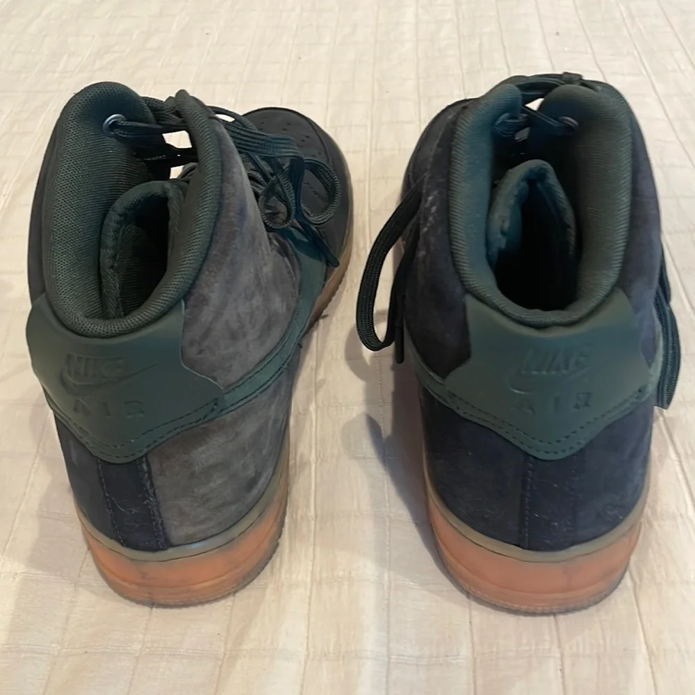 Nike Air AF1 high top sneakers green athletic shoes men’s size 10.5 10 1/2
